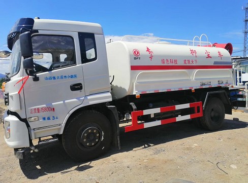 出售兩臺(tái)19年的帶戶帶霧炮二手灑水車4